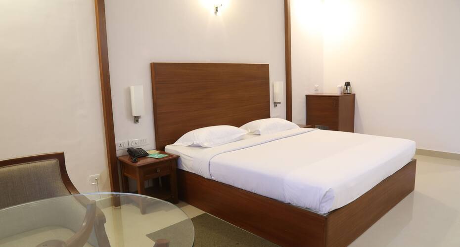 Hotel Royale Park, Alleppey 4